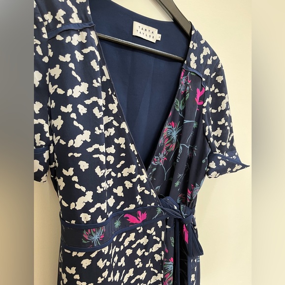 TANYA TAYLOR wrap dress! Very flattering! - Picture 2 of 3